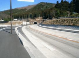 水石トンネル道路舗装工事 (国土交通省)
